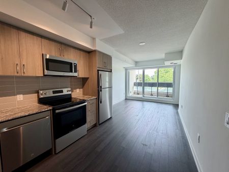 For Lease - 4010 Eglinton Avenue Unit# 221, Toronto, Ontario - Photo 2