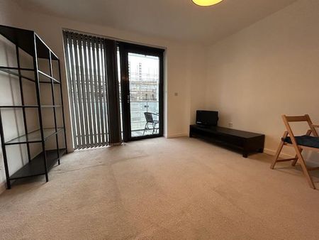 1 bedroom flat to rent - Photo 2