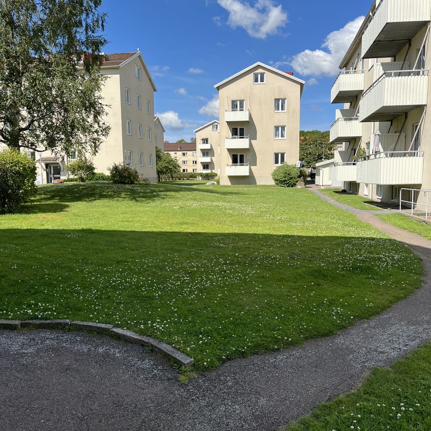 Västanvindsgatan 12 B - Photo 1