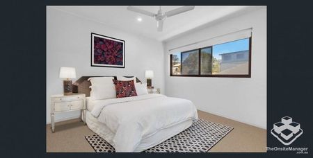 Convenient Location - Photo 3