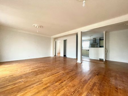 Location Appartement 4 pièces 90m² BREST 29200 - Photo 3