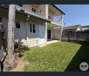 2/19 Mcqueen Street, Rosslea, Qld 4812 - Photo 4