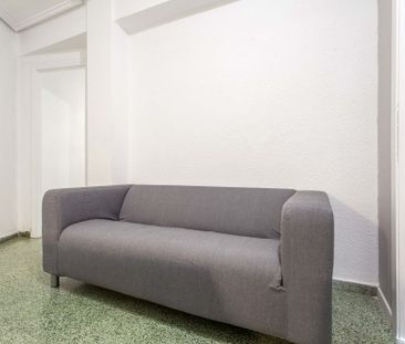 Single room in Doctor Ferrán Street - Photo 6