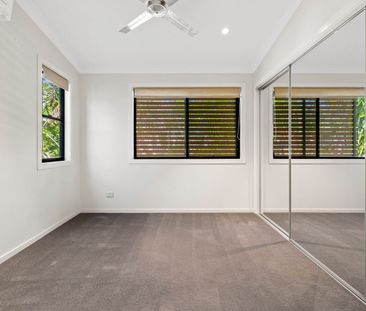 Spacious townhouse in the heart of Morningside - Photo 3