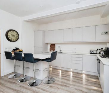 2 bedroom apartment to rent - Photo 6