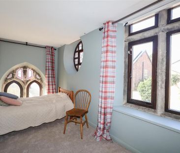 5 bedroom semi-detached house to rent - Photo 5