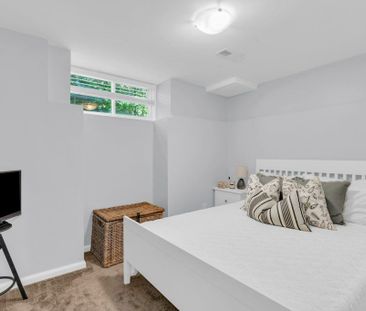 For Lease - 71 Waxwing Crescent, Guelph, Ontario - Photo 1