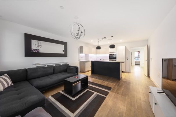 Ossel Court, Telegraph Avenue Greenwich SE10 - Photo 1