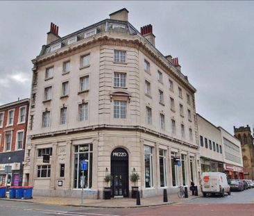 3 bedroom apartment to rent - Photo 6