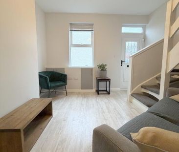 6 Quinton Street, BT55GR, Belfast - Photo 1