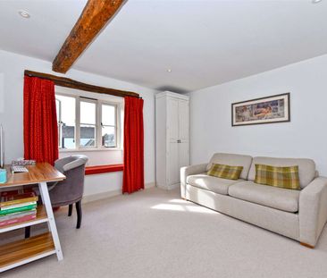 Three bedroom property situated on the edge of the wonderful Cotswo... - Photo 1