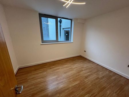 2 Bed Flat, Highbridge Road, IG11 - Photo 5
