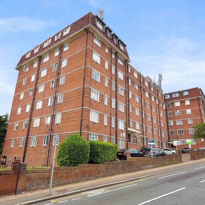 2 bedroom flat to rent - Photo 1