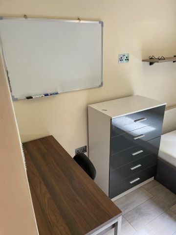 1 bedroom terraced house to rent - Photo 5