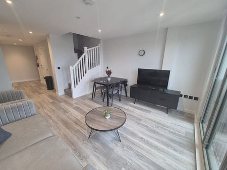 Warwick Street - Photo 4