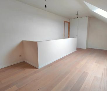 centraal gelegen woning met 3 slaapkamers en achterliggend tuin met... - Photo 1