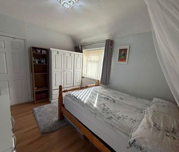 3 bedroom terraced house to rent - Photo 6