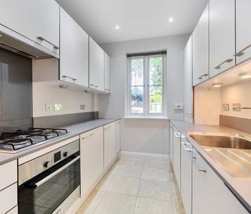 2 bedroom semi-detached house to rent - Photo 4