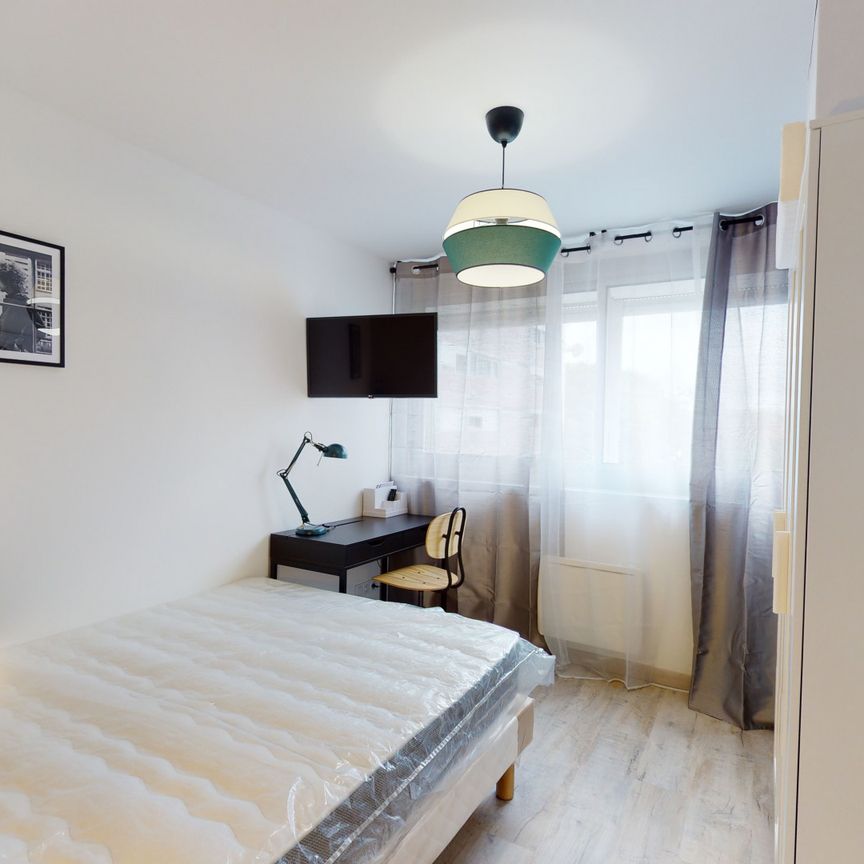 CASSELARDIT A Roommate 4 Bedrooms at Toulouse - Photo 1