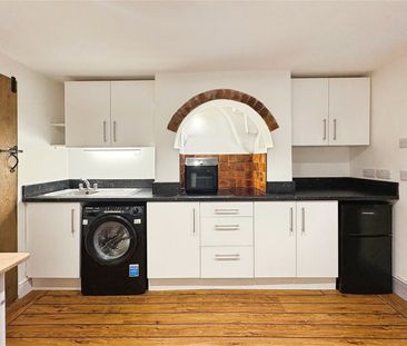 1 bedroom studio to rent Welton Lane, Daventry, Northamptonshire, NN11 - Photo 3