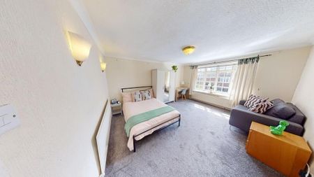 3 bedroom townhouse to rent - Photo 2