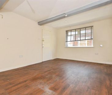 Property to rent - Photo 5
