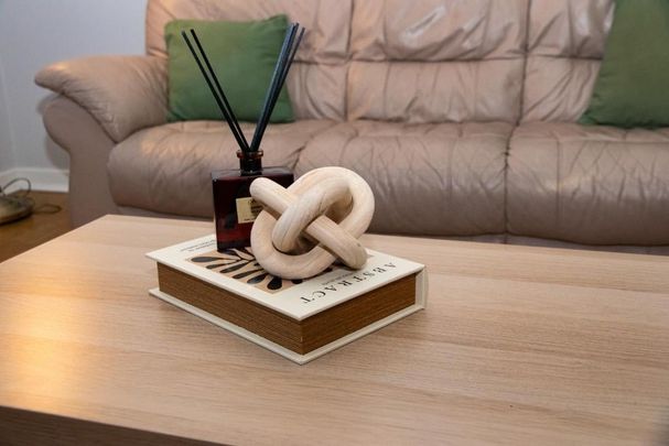 2 Bed Flat, Riverside Drive, AB11 - Photo 1