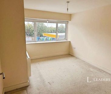 Parkview House, London Road, East Grinstead, West Sussex, RH19 - Photo 4