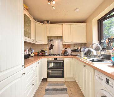 2 bedroom semi detached house to rent, - Photo 4