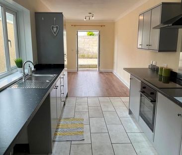 3 bedroom terraced house to rent - Photo 5