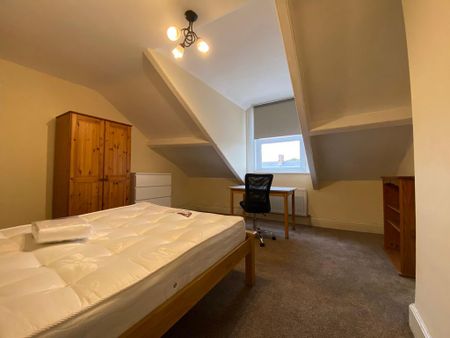 7 bedroom terraced house to rent - Photo 5