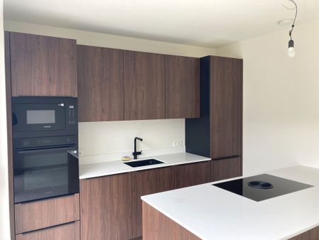 BEN-woning met 4 slaapkamers, terras en tuin - Photo 4