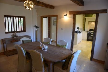 3 bedroom barn conversion to rent - Photo 4