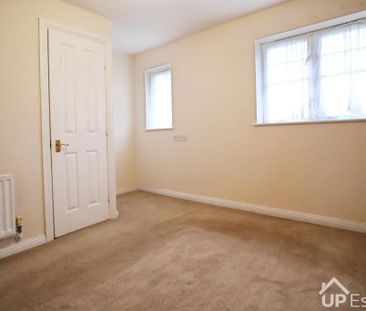 2 bedroom end of terrace house to rent - Photo 2