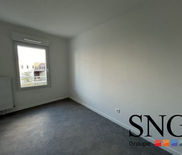 T3 AVEC BALCON ET PARKING - Photo 2