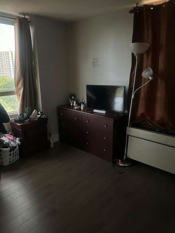 For Lease - 61 Markbrook Lane Unit# 910, Toronto, Ontario - Photo 4