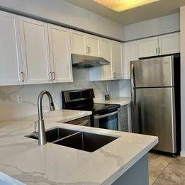 North York _ Yonge/Sheppard prime location, 2 Bed, 2 Bath Condo - Photo 4