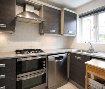 3 bedroom semi-detached house to rent - Photo 4