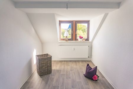 Wunderschöne Dachgeschosswohnung mit viel Platz zum Entfalten - Photo 4