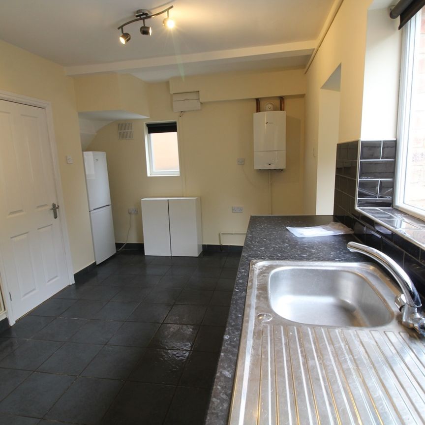 Gracemere Crescent - Photo 1