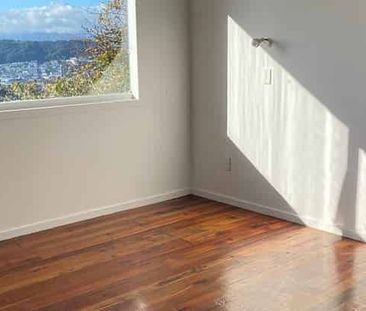 3 Bedroom Flat in Highbury - Photo 4