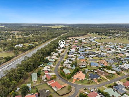Lowset Brick in Tinana with Lots of Shed Space - Photo 5