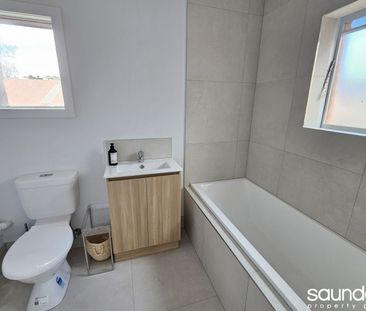 Fully furnished unit walking distance to lgh - Photo 6