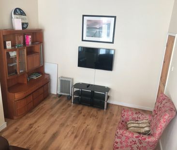 Room in a Shared House, Brideoak Street, M8 - Photo 1