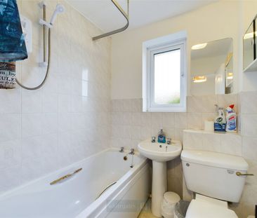 Heron Drive, Lenton, Nottingham, Nottinghamshire, NG7 - Photo 6