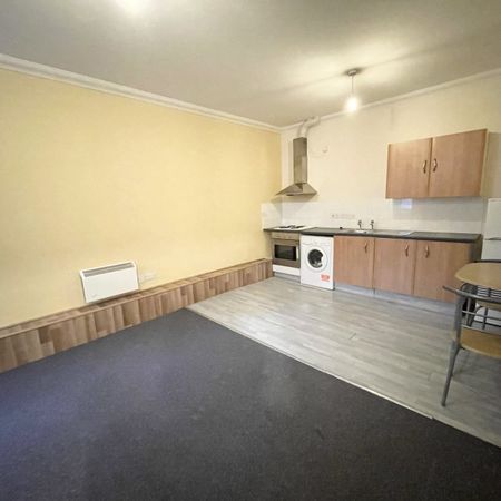 Old Christchurch Road, Bournemouth, Dorset - Photo 3