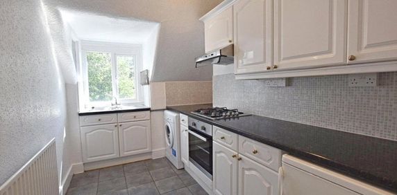 Studio to rent - Photo 2