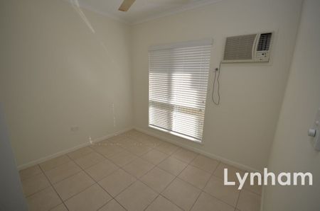12 Rodeo Drive MOUNT LOUISA QLD 4814 - Photo 2
