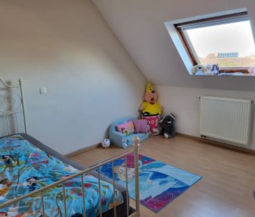 Ruim duplexappartement met 3 slaapkamers en terras - Photo 6