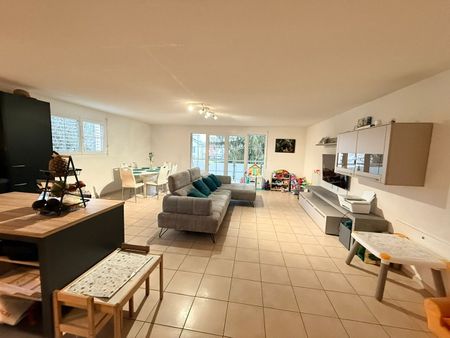 Magnifique 4,5 pièces lumineux avec grand balcon à Lucens - Photo 2